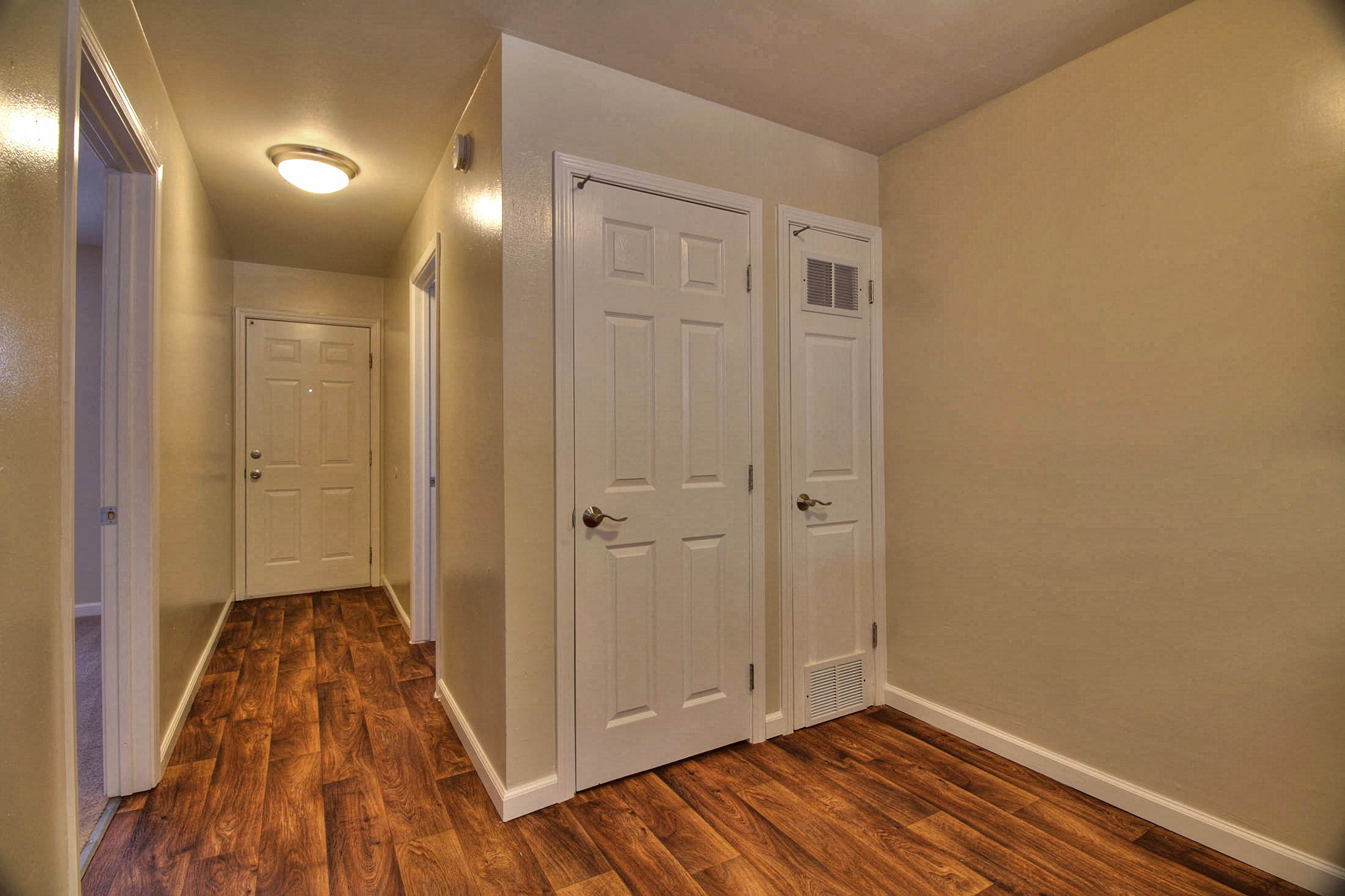 Greenwood Apartments photo 2